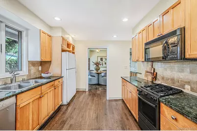 66 Norton Street, Patchogue, NY 11772 - Photo 15