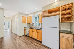 66 Norton St, Patchogue, NY 11772 - Photo 19