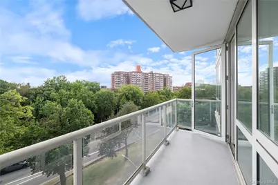 640 W 237th Street #6A, Bronx, NY 10463 - Photo 5