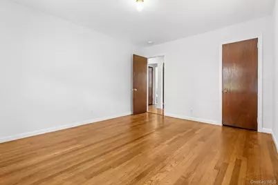 141 Homewood Avenue, Yonkers, NY 10701 - Photo 21