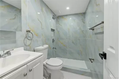 10824 164th Street, Jamaica, NY 11433 - Photo 11