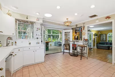 40 Apple Hill Drive, Cortlandt Manor, NY 10567 - Photo 9