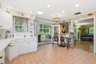 40 Apple Hill Dr, Cortlandt Manor, NY 10567 - Photo 9