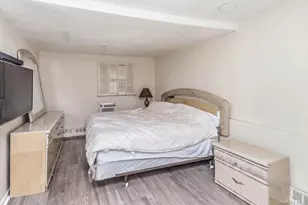 1 Greentree Cir, Westbury, NY 11590 - Photo 25