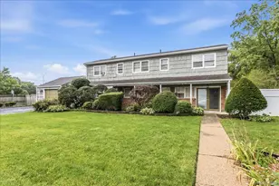 1 Greentree Cir, Westbury, NY 11590 - Photo 3