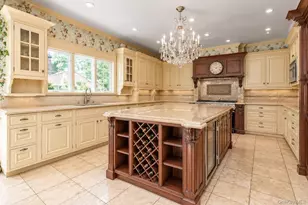 2-24 Beverly Rd, Douglaston, NY 11363 - Photo 9
