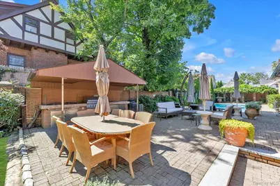 224 Beverly Road, Douglaston, NY 11363 - Photo 31
