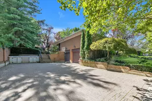 2-24 Beverly Rd, Douglaston, NY 11363 - Photo 35