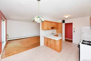 201 Kearsing Pkwy, Monsey, NY 10952 - Photo 7