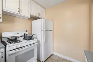 235 Garth Rd, Scarsdale, NY 10583 - Photo 17