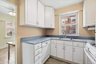 235 Garth Rd, Scarsdale, NY 10583 - Photo 15