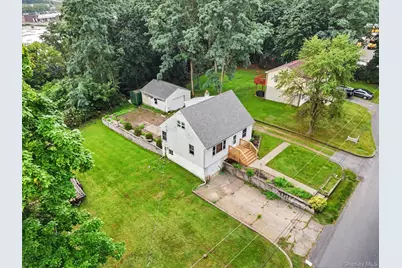 4 Garrett Place, Poughkeepsie, NY 12603 - Photo 3