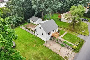 4 Garrett Pl, Poughkeepsie, NY 12603 - Photo 3