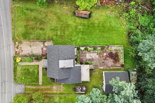 4 Garrett Pl, Poughkeepsie, NY 12603 - Photo 33