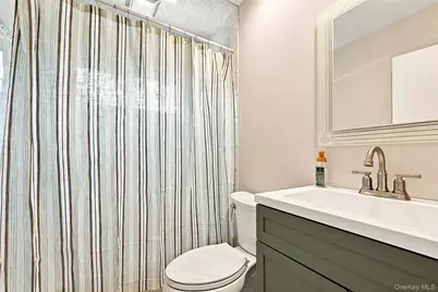 79 39th Street, Islip, NY 11751 - Photo 17