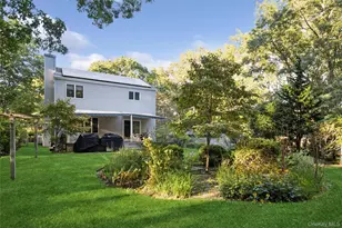 287 Peconic Terrace, Calverton, NY 11933 - Photo 11