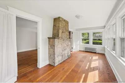 132 Washington Avenue, Patchogue, NY 11772 - Photo 7