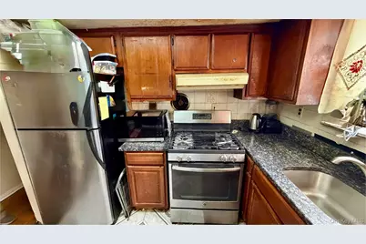 2016 Lafayette Avenue, Bronx, NY 10473 - Photo 3