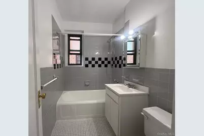 92 11 35 Avenue, Jackson Heights, NY 11372 - Photo 5