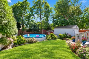 54 Sullivan Rd, Farmingdale, NY 11735 - Photo 17