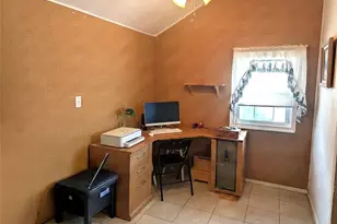 3287 Radio Dr, Bronx, NY 10465 - Photo 11