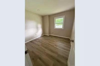 21 Astoria Road, Mastic Beach, NY 11951 - Photo 7