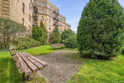43 Calton Road #3D, New Rochelle, NY 10804 - Photo 25