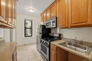 43 Calton Rd, New Rochelle, NY 10804 - Photo 9