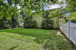1 Brentwood Dr, Pleasantville, NY 10570 - Photo 23