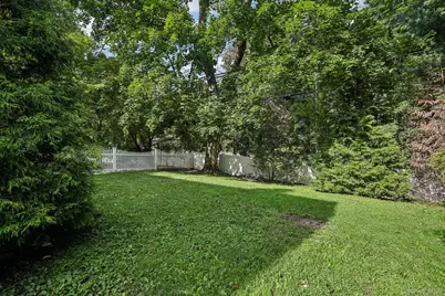 1 Brentwood Drive, Pleasantville, NY 10570 - Photo 21