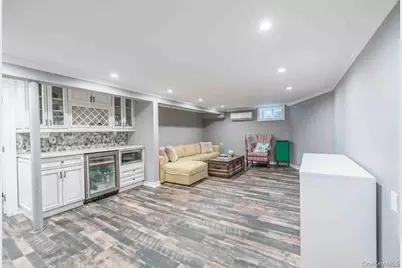 2 Ike Place, Woodmere, NY 11598 - Photo 5