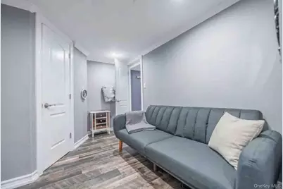2 Ike Place, Woodmere, NY 11598 - Photo 11