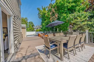 2 Ike Pl, Woodmere, NY 11598 - Photo 17