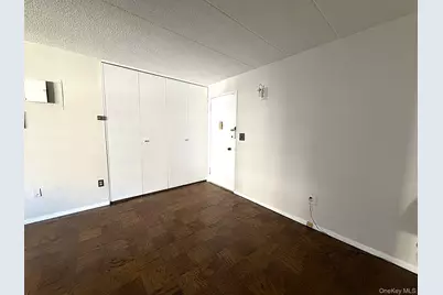 1085 Warburton Avenue #307, Yonkers, NY 10701 - Photo 7