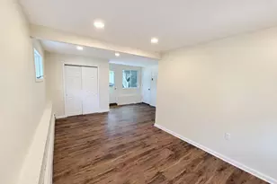 22 Brian Dr, East Islip, NY 11730 - Photo 15
