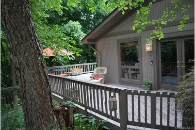7 Abbey Road, Warwick, NY 10990 - Photo 1