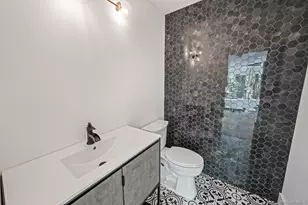 40 Friendly Rd, Smithtown, NY 11787 - Photo 29