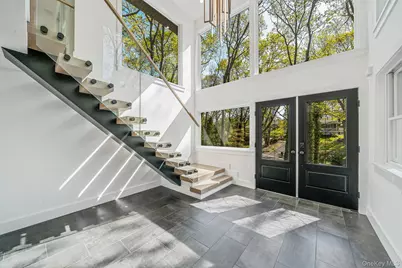 40 Friendly Road, Smithtown, NY 11787 - Photo 7