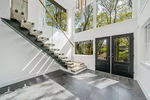 40 Friendly Rd, Smithtown, NY 11787 - Photo 7
