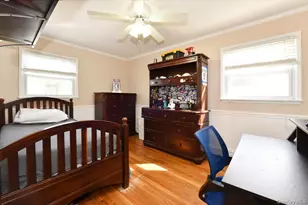 216 Linden St, Massapequa Park, NY 11762 - Photo 23