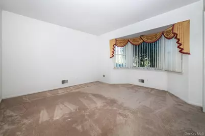 73 Kensington Oval, New Rochelle, NY 10805 - Photo 21