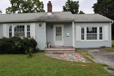 15 Caywood Place, Hyde Park, NY 12538 - Photo 3