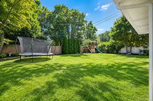6 Otsego Pl, Commack, NY 11725 - Photo 29