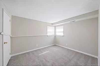 6 Otsego Place, Commack, NY 11725 - Photo 21