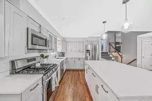 6 Otsego Pl, Commack, NY 11725 - Photo 11
