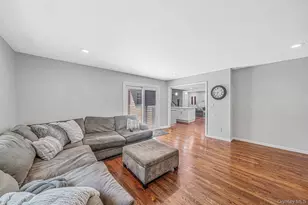 6 Otsego Pl, Commack, NY 11725 - Photo 13