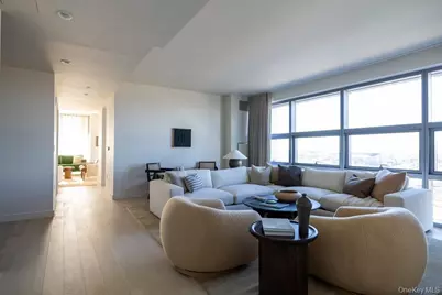 131-01 40th Road #19M, Flushing, NY 11354 - Photo 5