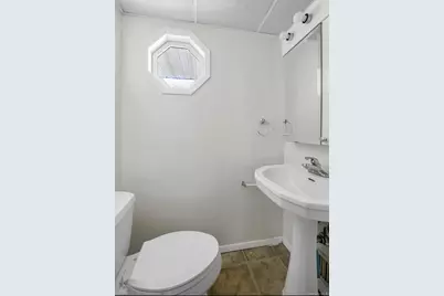 136 Broadway, Greenlawn, NY 11740 - Photo 7