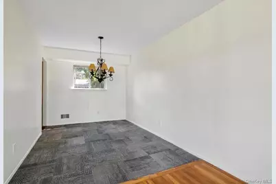 136 Broadway, Greenlawn, NY 11740 - Photo 9