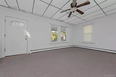 86 Union Avenue, Islip, NY 11751 - Photo 13